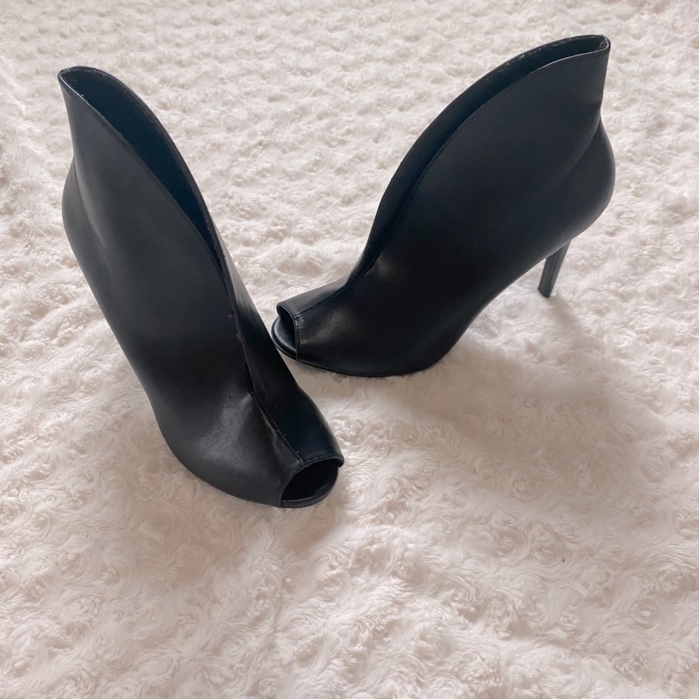 Christian Siriano for Payless black patent pumps
